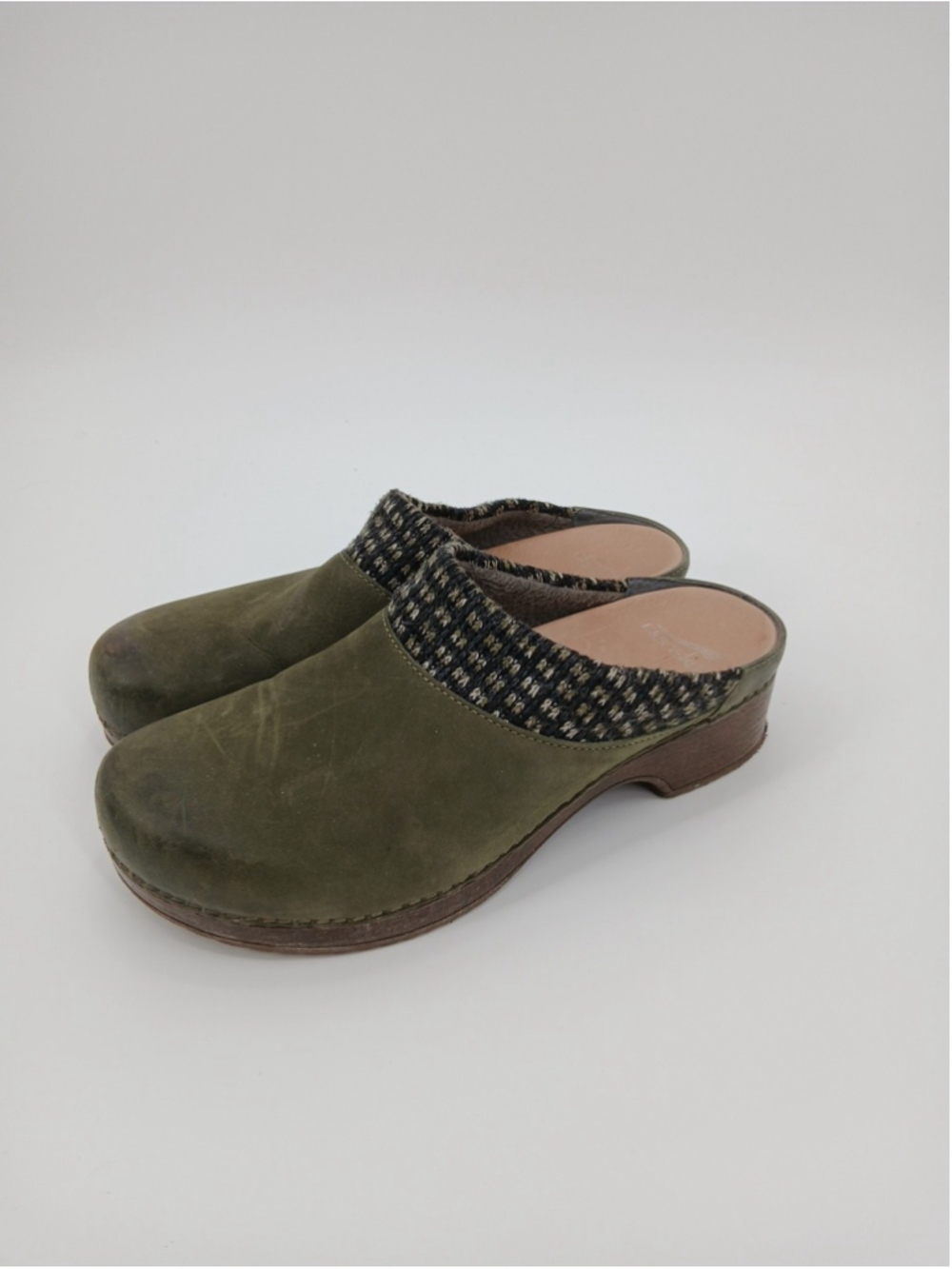 DANSKO Bev Burnished Nubuck Leather Lichen Mule Shoes US 9.5 - 10 M EUR 40